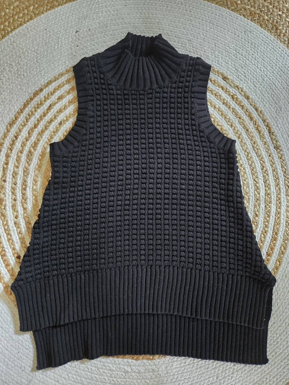 French Connection Mozart Popcorn Black Ribbed Knit Top Timeless Minimalist S